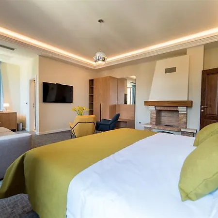 Alojamento de Acomodação e Pequeno-almoço Boutique Filaus