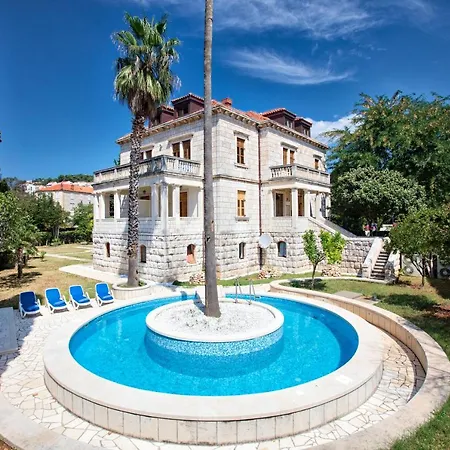 Bed & Breakfast Filaus 4*