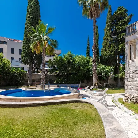 Boutique Filaus 4*