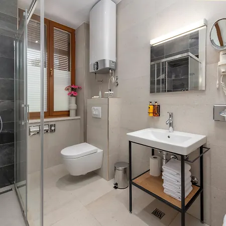 Couette-café Boutique Filaus 4*