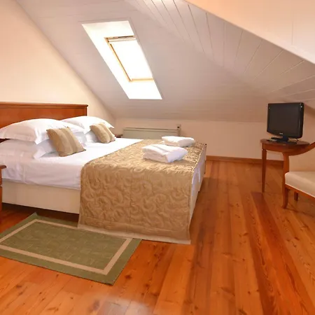 Boutique Filaus Bed & Breakfast 4*