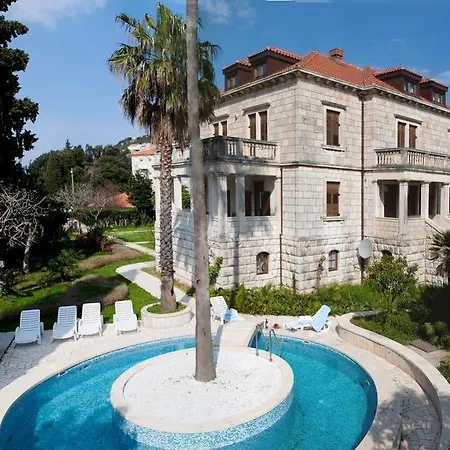 Boutique Filaus 4*