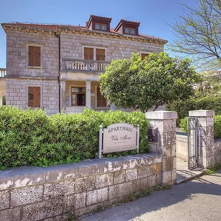 Boutique Filaus Nocleg ze śniadaniem 4*