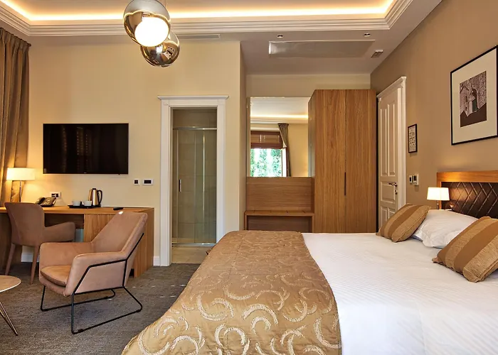 Boutique Filaus Bed & Breakfast 4*